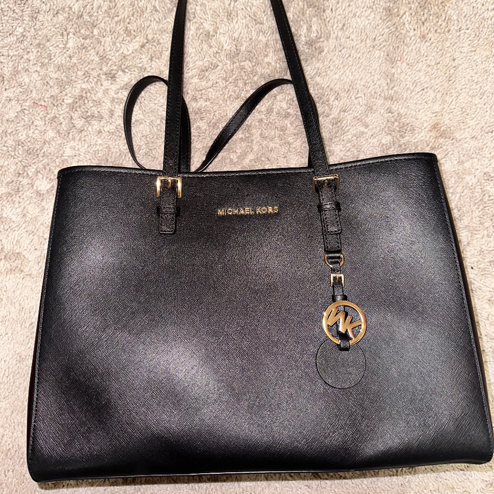 Michael Kors black leather shoulder bag